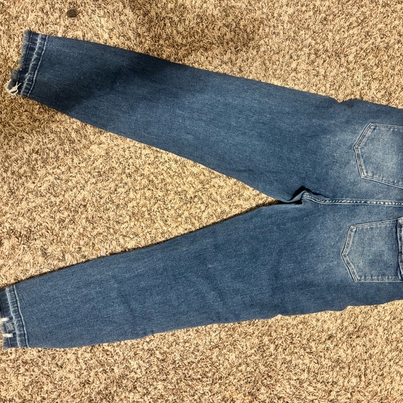 Distressed Women’s Denim sz 32 - Picture 6 of 11